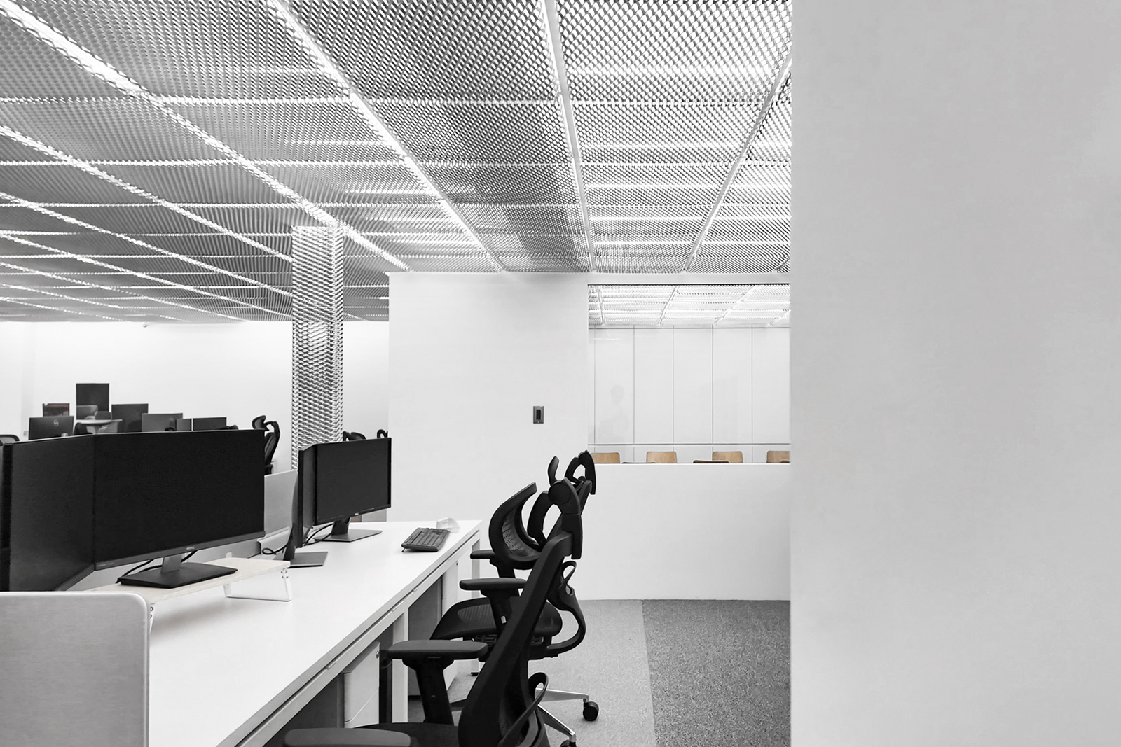 萊茲特資訊科技室內裝修