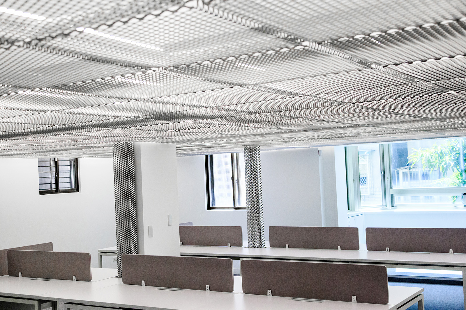 萊茲特資訊科技室內裝修