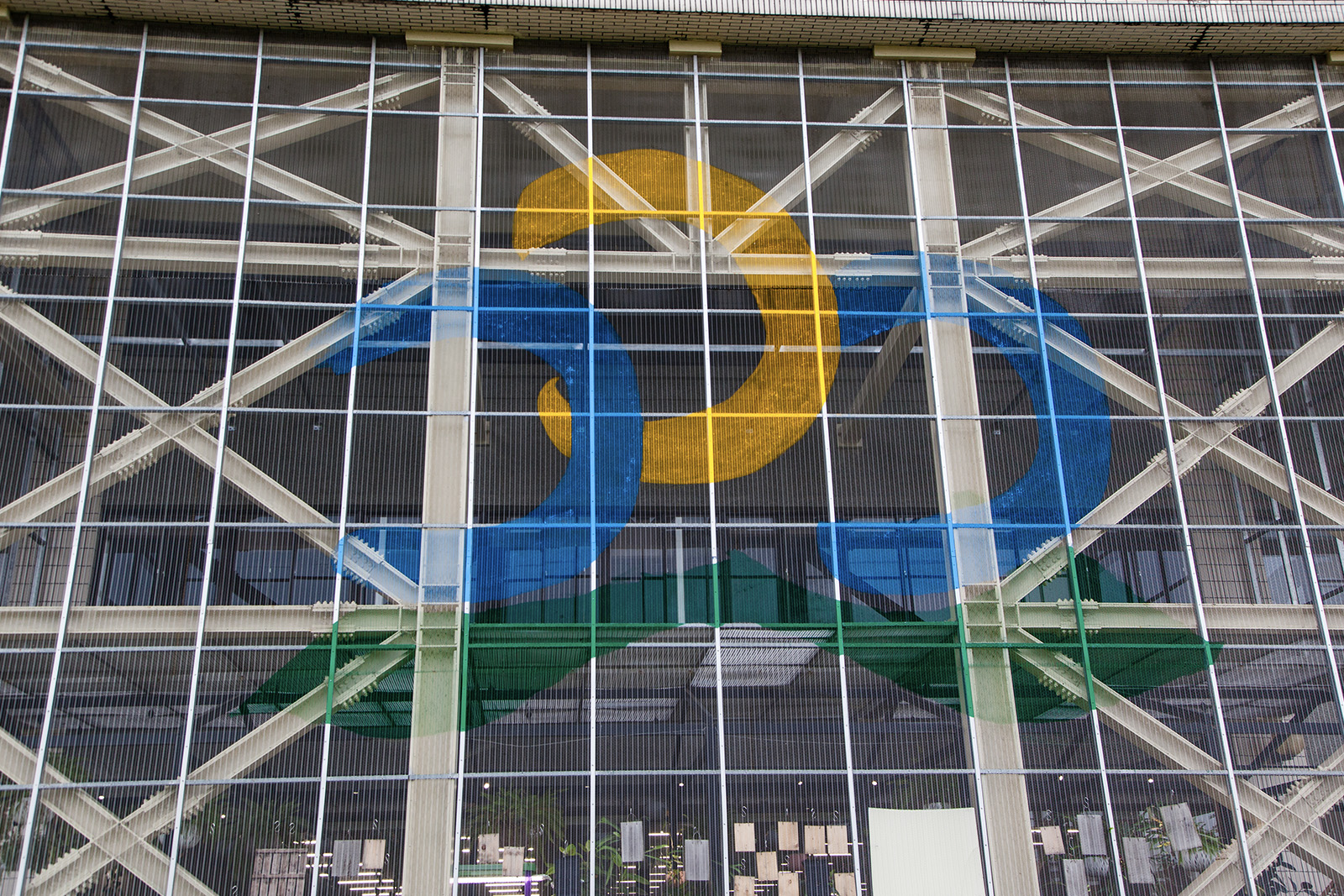 屏科大圖書館｜外牆過渡空間、節能通透與防鳥設計