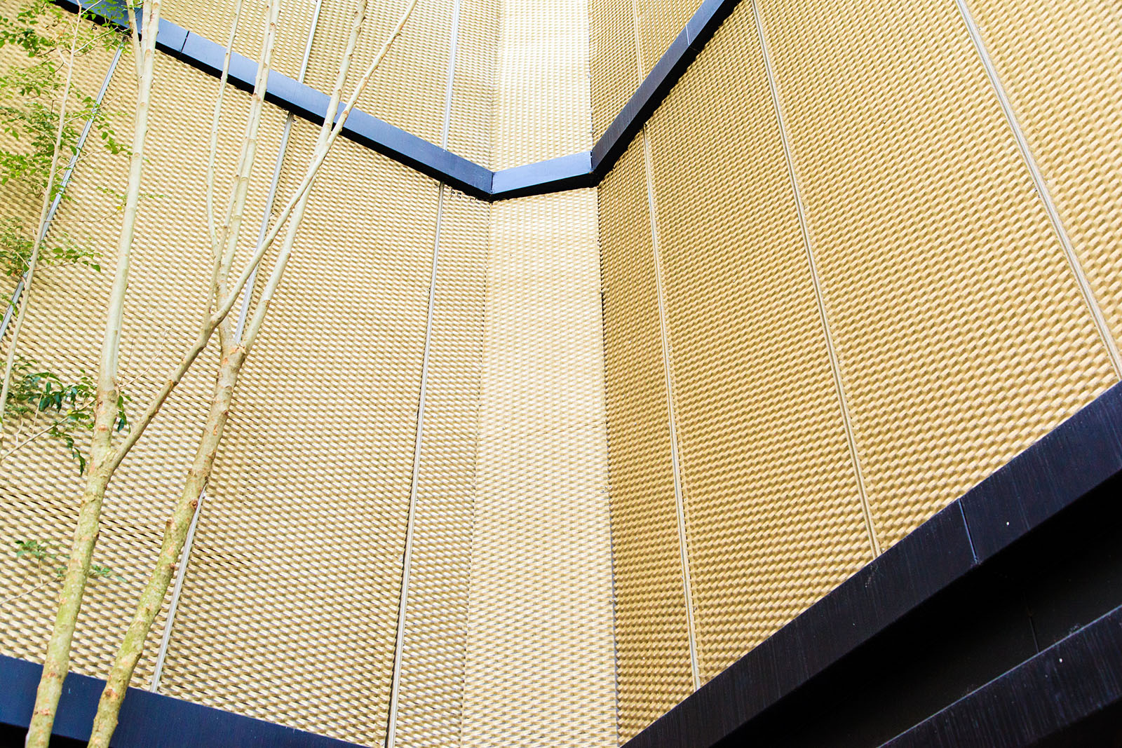 韻藏中餐廳-金屬網外牆