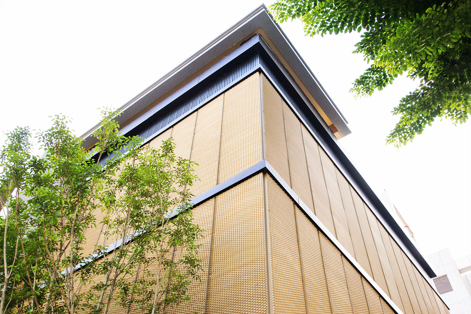 韻藏中餐廳-金屬網外牆