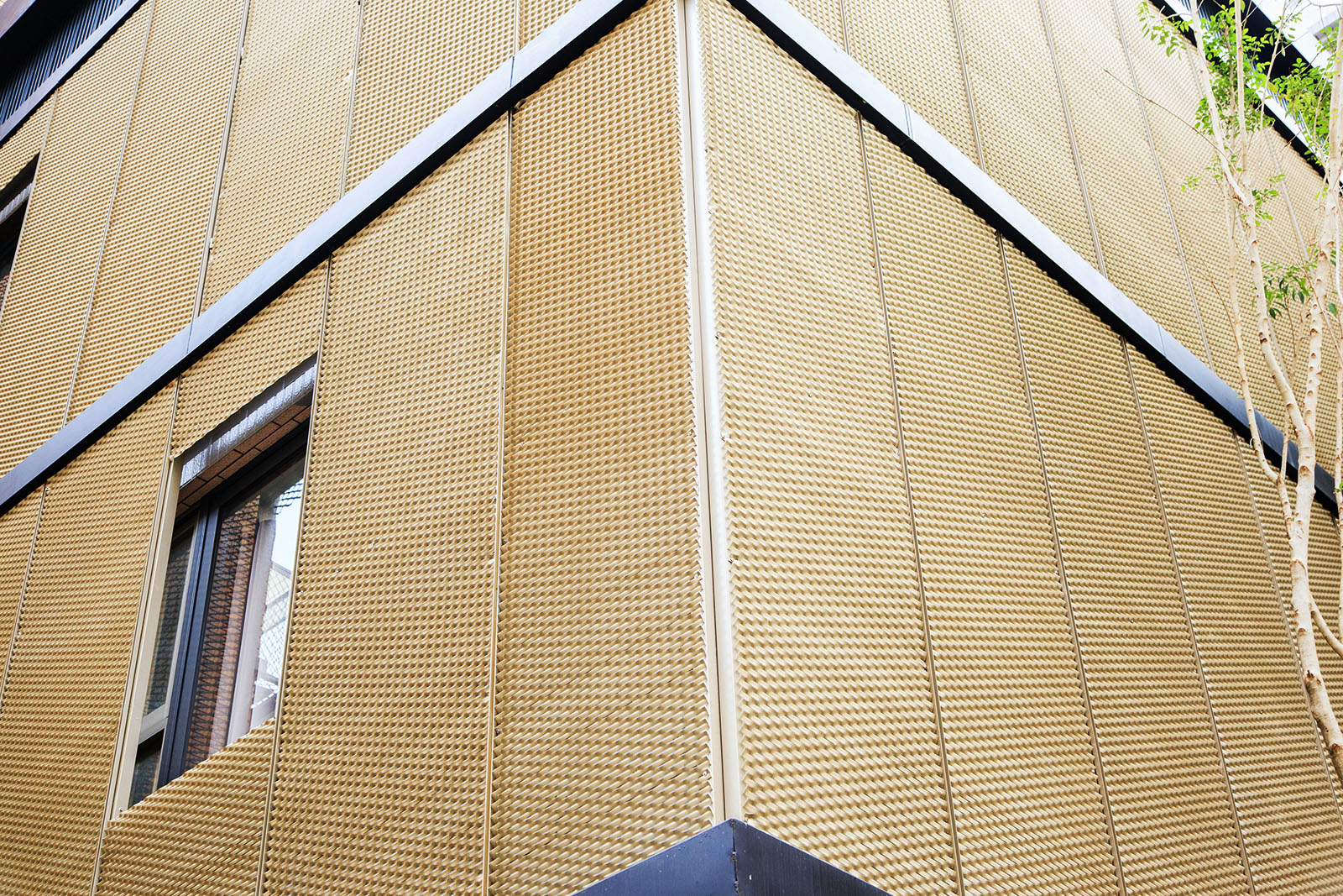 韻藏中餐廳-金屬網外牆